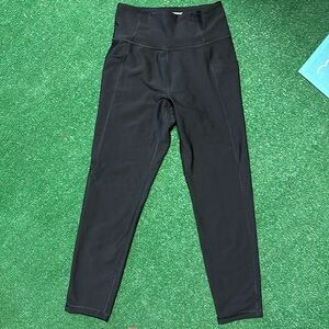 Women’s Kinesis workout leggings